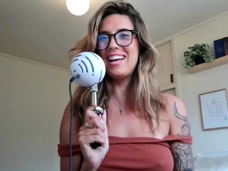 Small titted blond stunner Sarah Peachez masturbating
