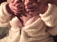 Sexy amateur blonde fingers and toys her wet pussy